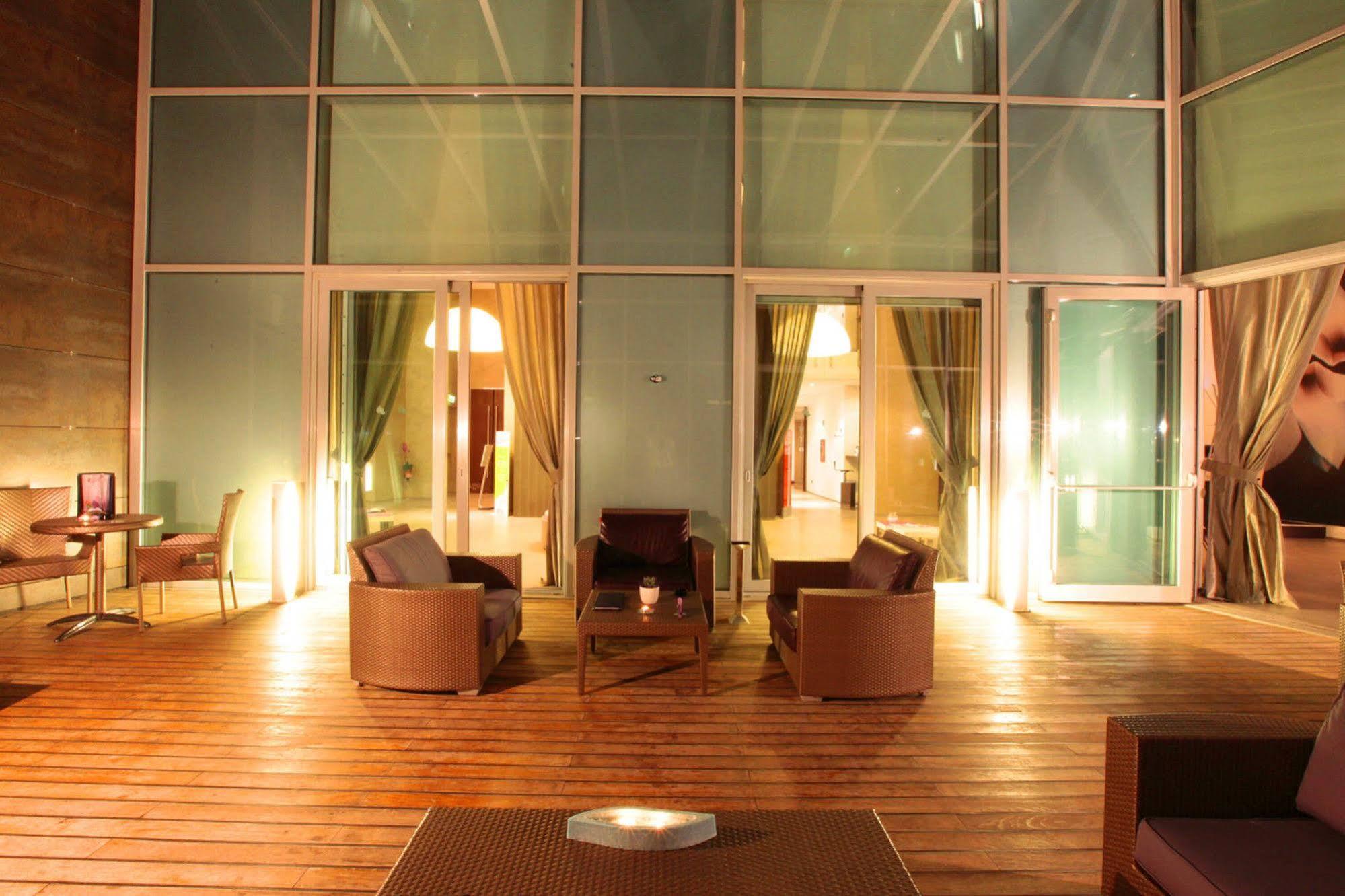 Hotel For Cernusco Sul Naviglio