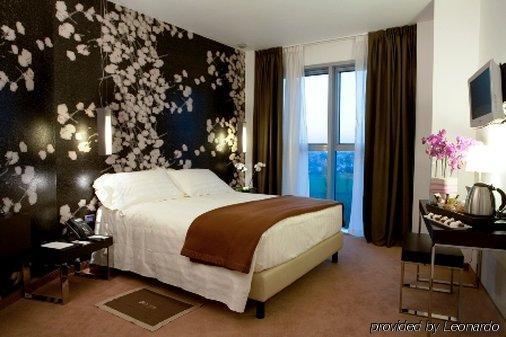 Hotel For