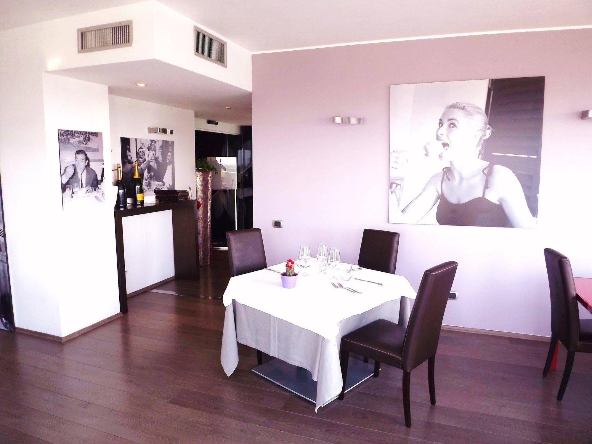 For Hotel Cernusco Sul Naviglio